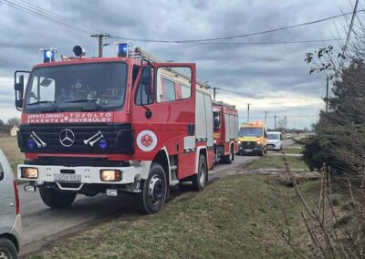 káreset - ajtónyitás