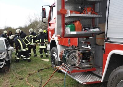 Hétvégi roncsvágási gyakorlat – sikeres vizsgával
