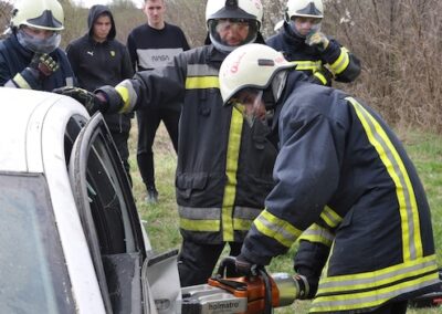 Hétvégi roncsvágási gyakorlat – sikeres vizsgával