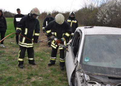 Hétvégi roncsvágási gyakorlat – sikeres vizsgával