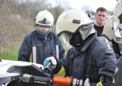 Hétvégi roncsvágási gyakorlat – sikeres vizsgával