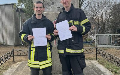 Sikeres alapfokú önkéntes tűzoltói tanfolyam.