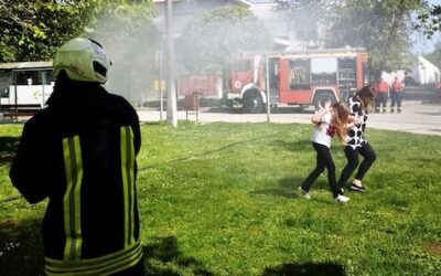 Húsvéti locsolás.